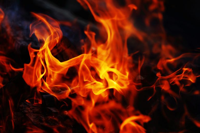 夢占い 炎の夢の意味は 初夢 正夢 夢診断 無料占いcoemi コエミ 当たる無料占いメディア 夢占い 炎の夢の意味は 初夢 正夢 夢診断 無料占いcoemi コエミ 当たる無料占いメディア