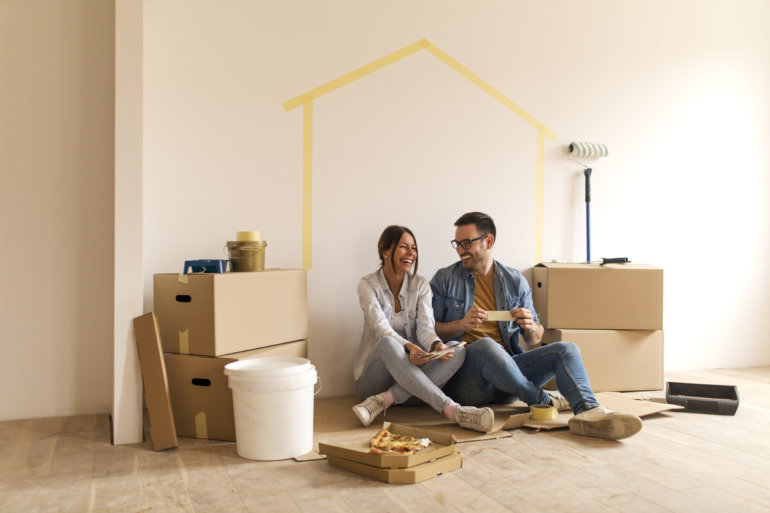 結婚の前に同棲はすべき？幸せな結婚をするには？